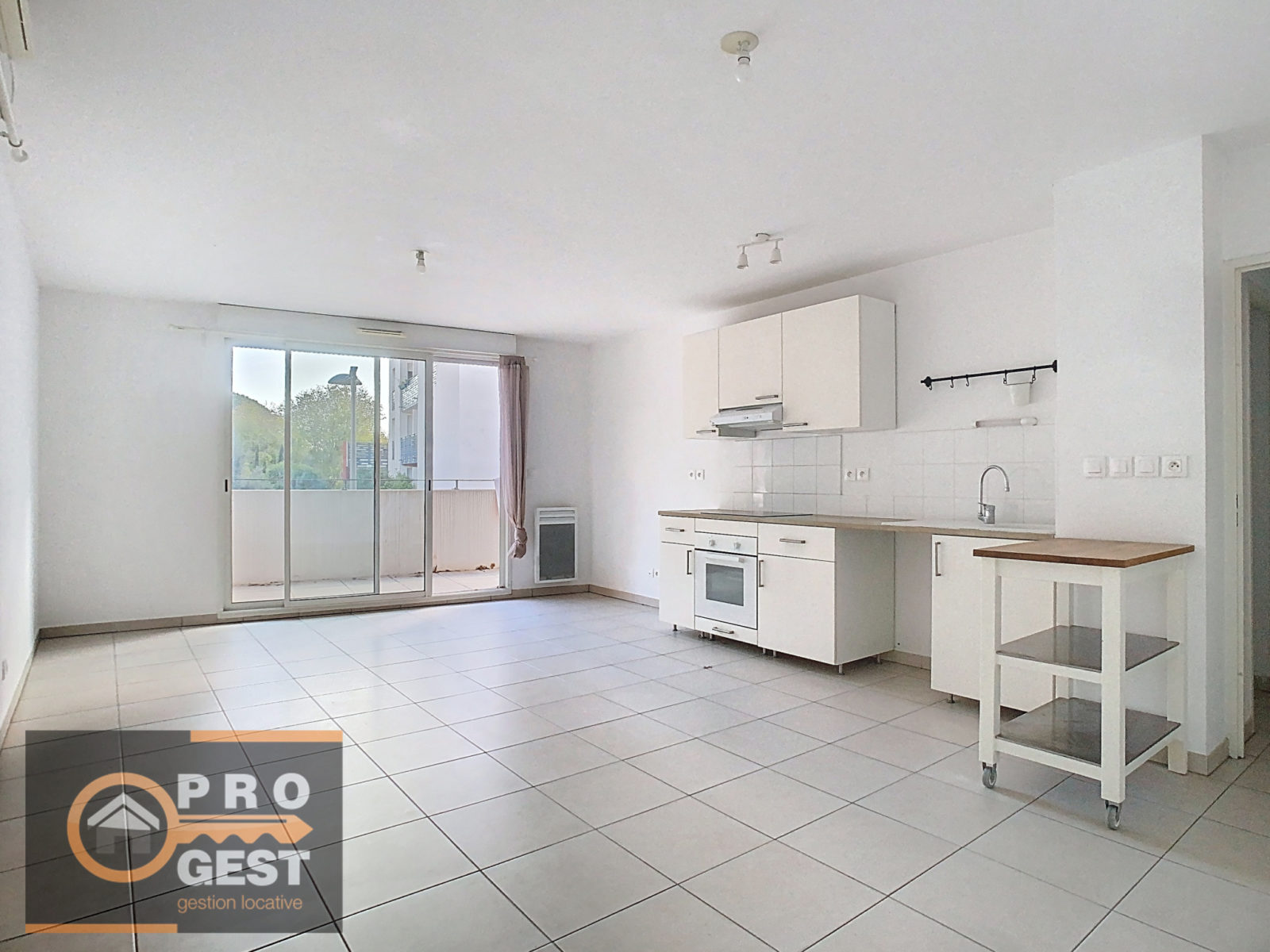 photo_1da91a08513f4af7184669deb2109581