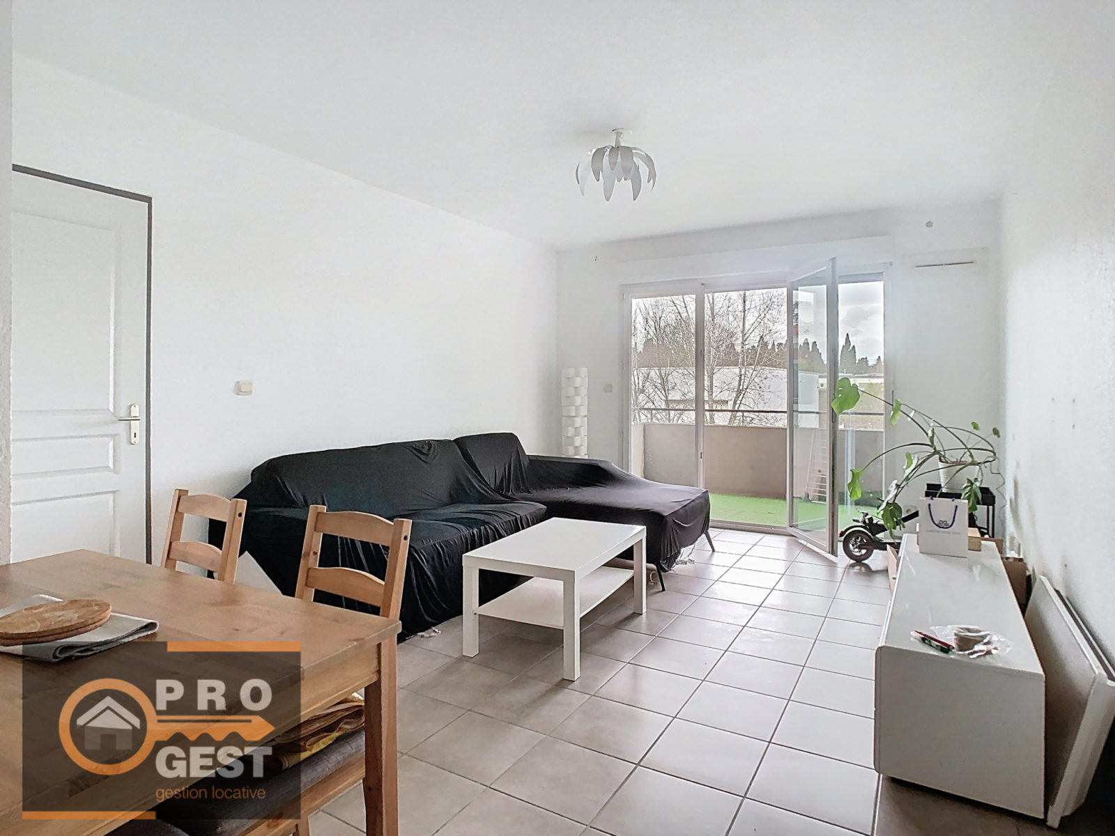 photo_180148ba644dc10a862b3ebfedd5816d