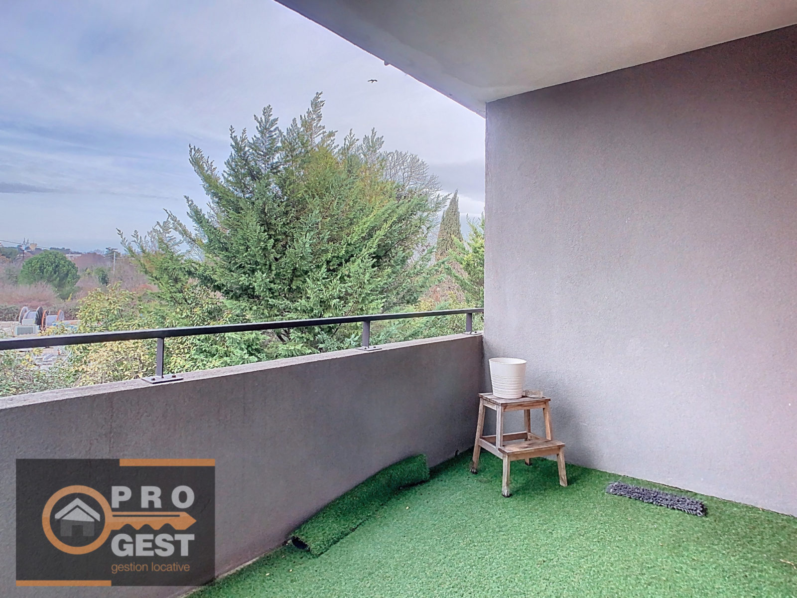 photo_23c7ad399a6ec4cc57a7741eaf70957e