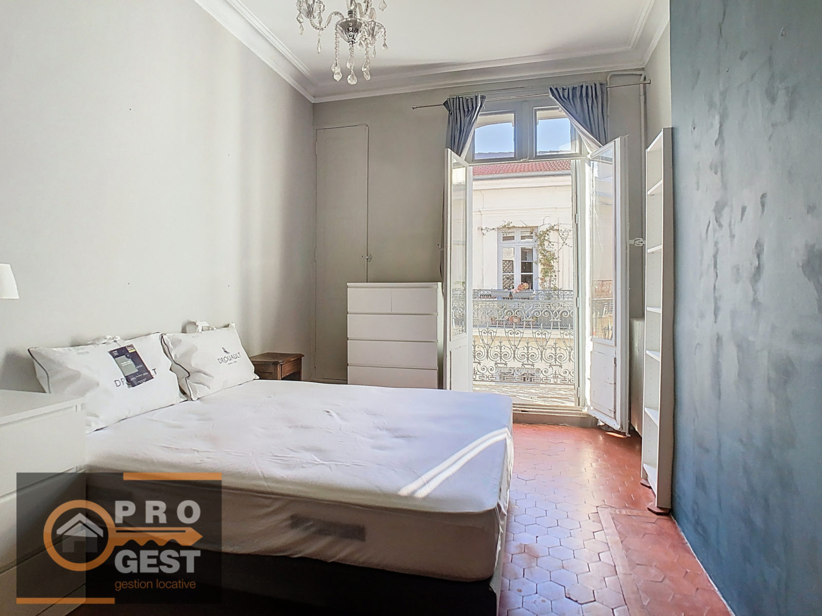 photo_f04ed59c1c25301e1ca0fda64f6e921f