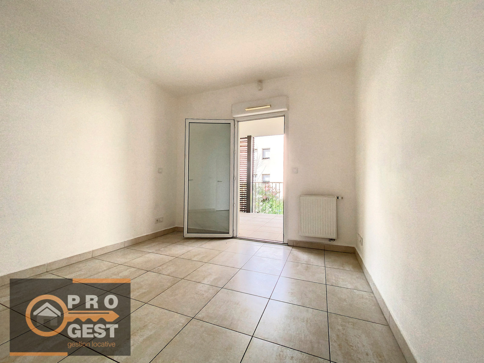 photo_e08dd9ab072a131c8ae56630edf3ccc4